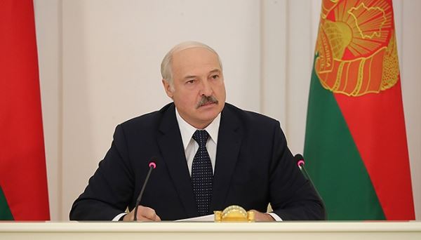 Лукашенко ответил на вопрос, вернет ли Россия Украине Крым