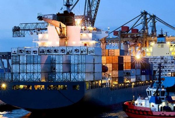 Почему продолжается транзит российских грузов через порты Прибалтики 
