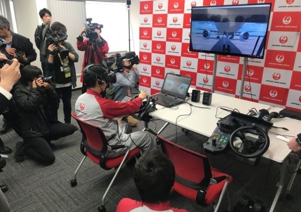 Japan Airlines тестируют VR-технологии для обучения инженерно-технического персонала